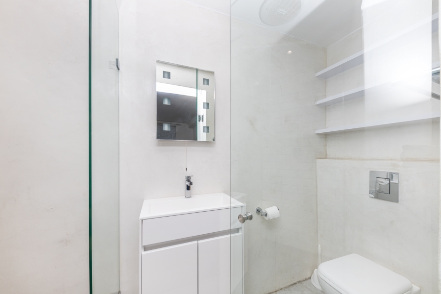 2 Bedroom Property for Sale in Woodstock Western Cape